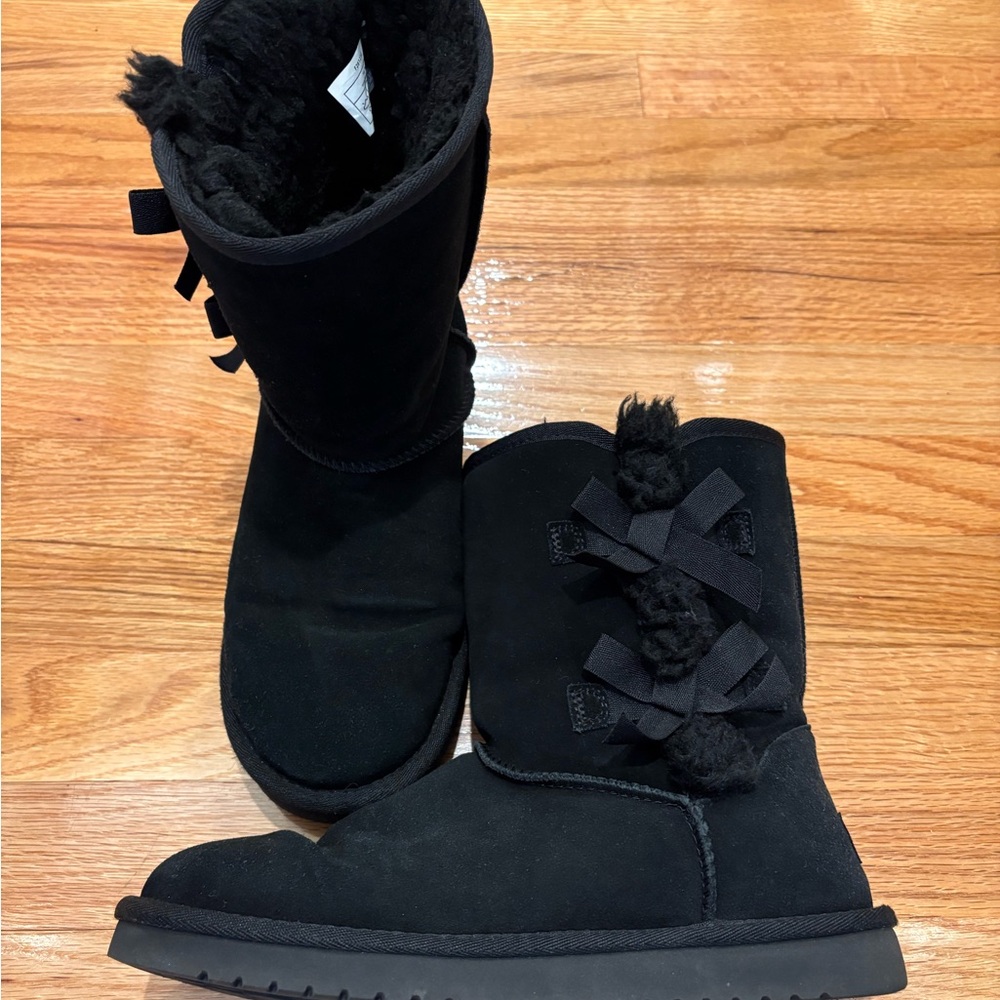 Koolaburra by UGG short boots